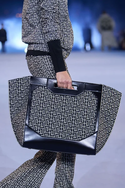 Look 68